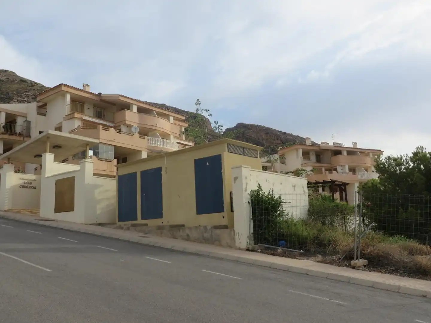Vista exterior de Pis en venda en Finestrat amb Terrassa i Piscina comunitària
