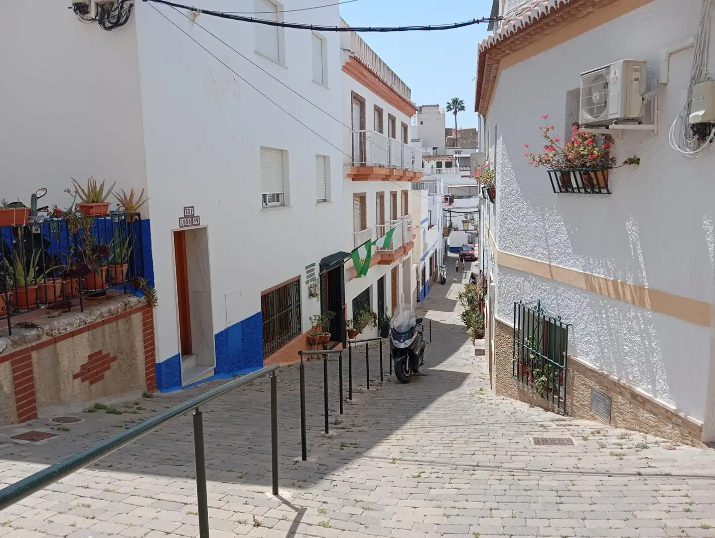 Vista exterior de Pis en venda en Almuñécar amb Balcó