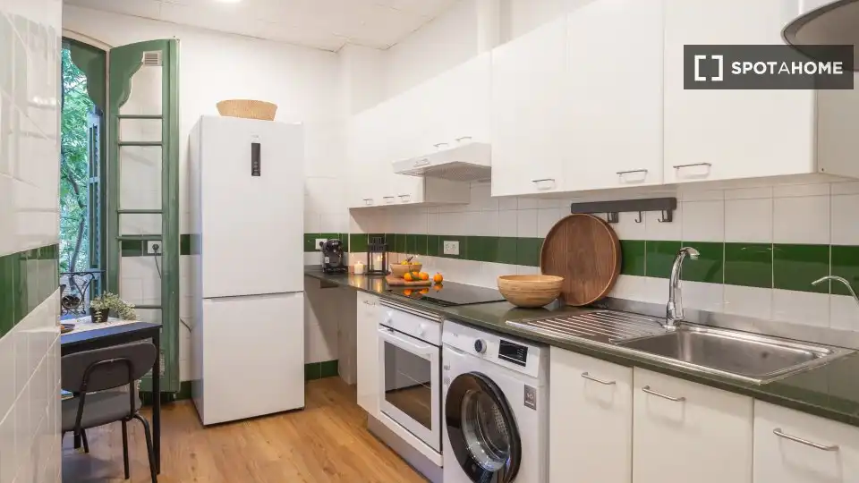 Cocina de Piso de alquiler en Barcelona con Aire acondicionado, Calefacción y Amueblado