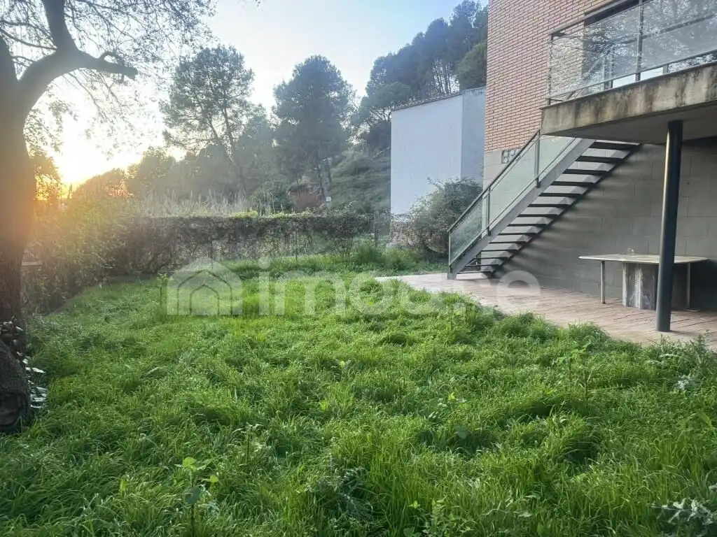Casa o xalet en venda en Castellnou de Bages amb Jardí privat, Terrassa i Balcó