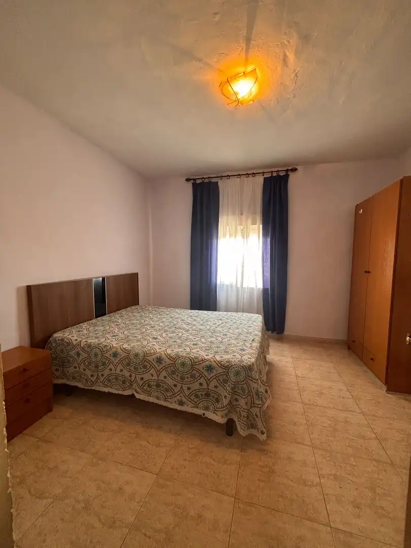 Bedroom of Flat for rent in Taberno