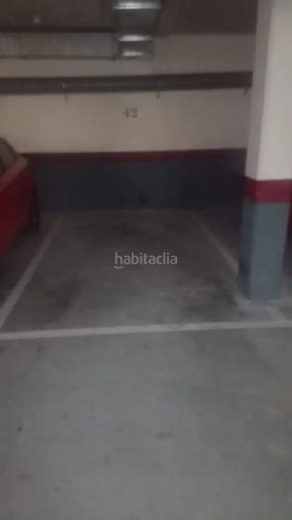 Einzelparkplatz zum Verkauf in Passeig de Lola Anglada 18, imagen 3