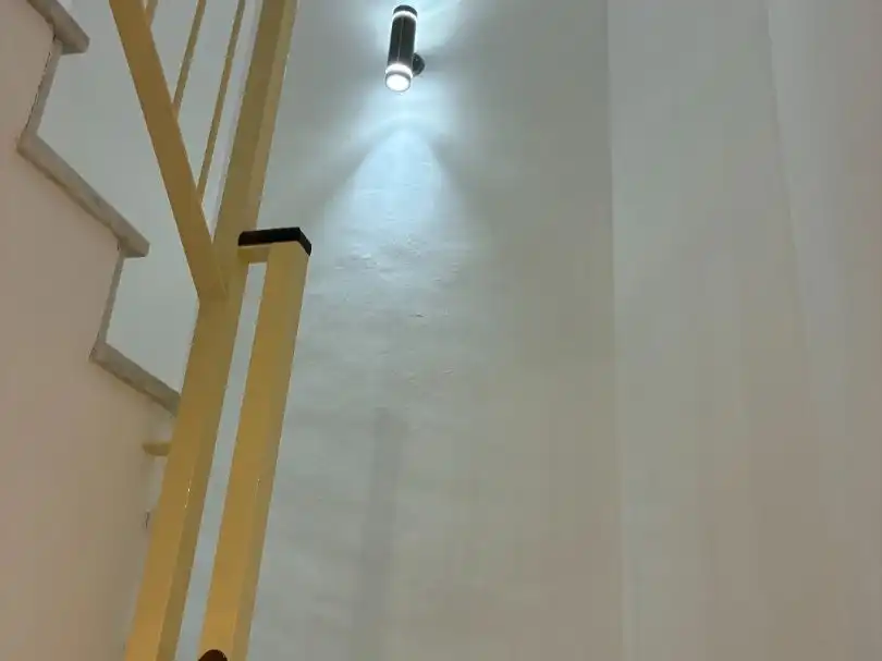 Maisonette zur Miete in Dos Hermanas mit Klimaanlage, Privatgarten und Abstellraum