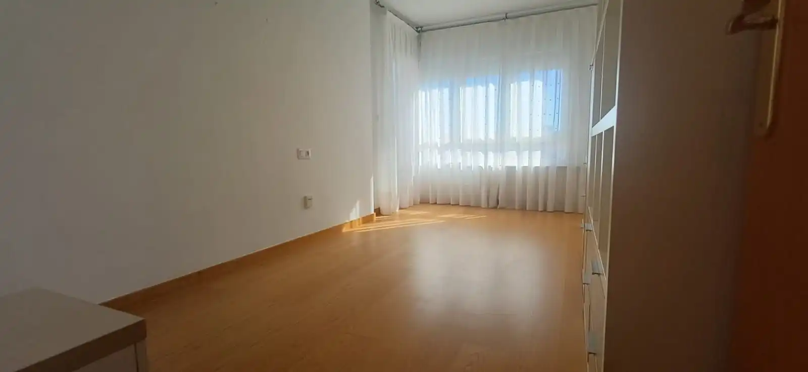 Schlafzimmer von Wohnung zur Miete in Lleida mit Klimaanlage, Heizung und Terrasse