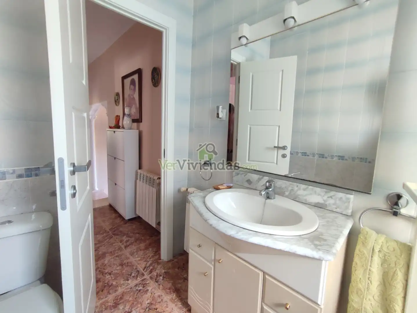 Baño de Casa o chalet en venta en Vallirana con Calefacción, Jardín privado y Terraza