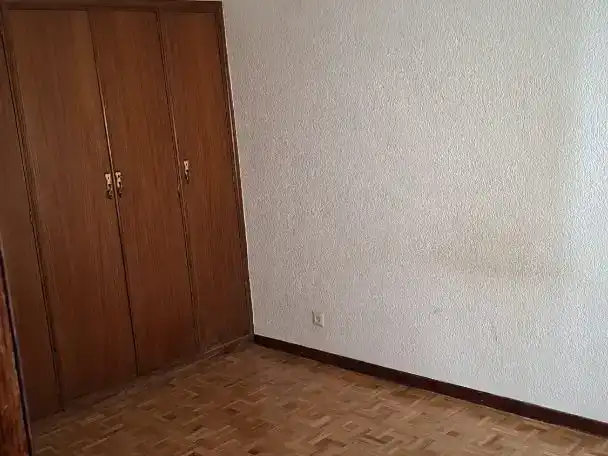 Bedroom of Flat for sale in  Madrid Capital