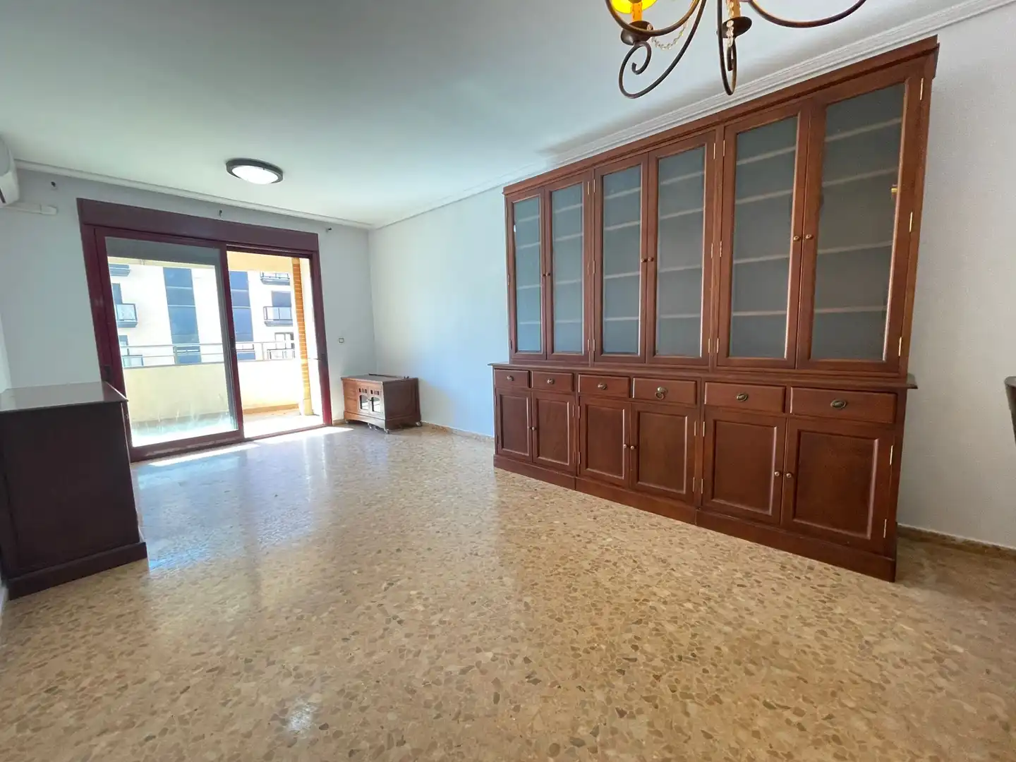 Sala d'estar de Pis en venda en Xàtiva amb Aire condicionat, Piscina i Balcó