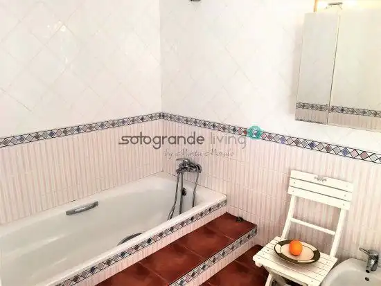 House for sale in San Enrique - Guadiaro -  Pueblo Nuevo, imagen 17