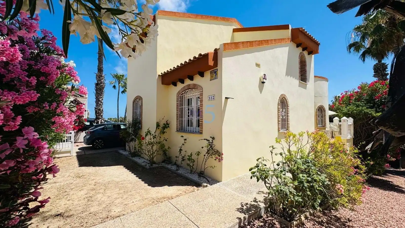 Casa o xalet en venda a Villamartín - Las Filipinas