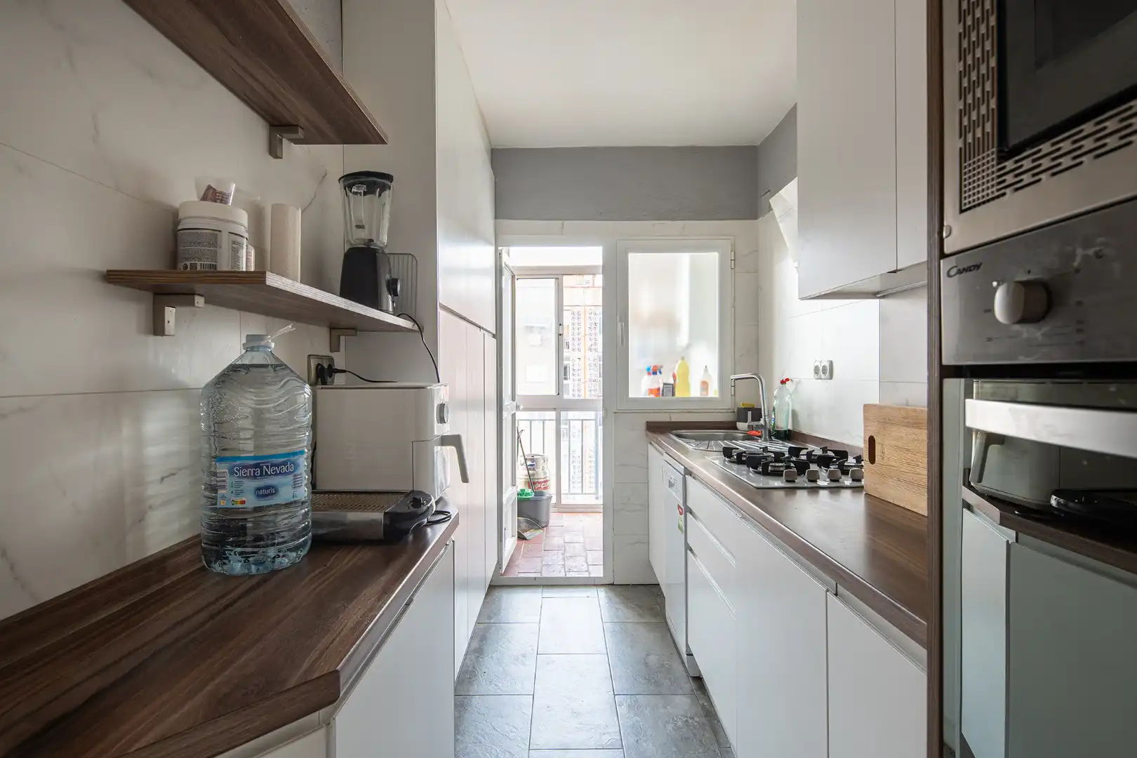 Kitchen of Flat for sale in Granada  with Air Conditioner, Parquet flooring and Terrace
