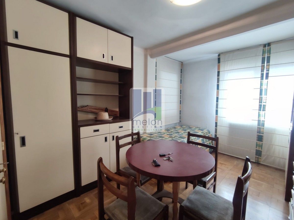Habitación de Piso en venta en Burgos Capital con Trastero