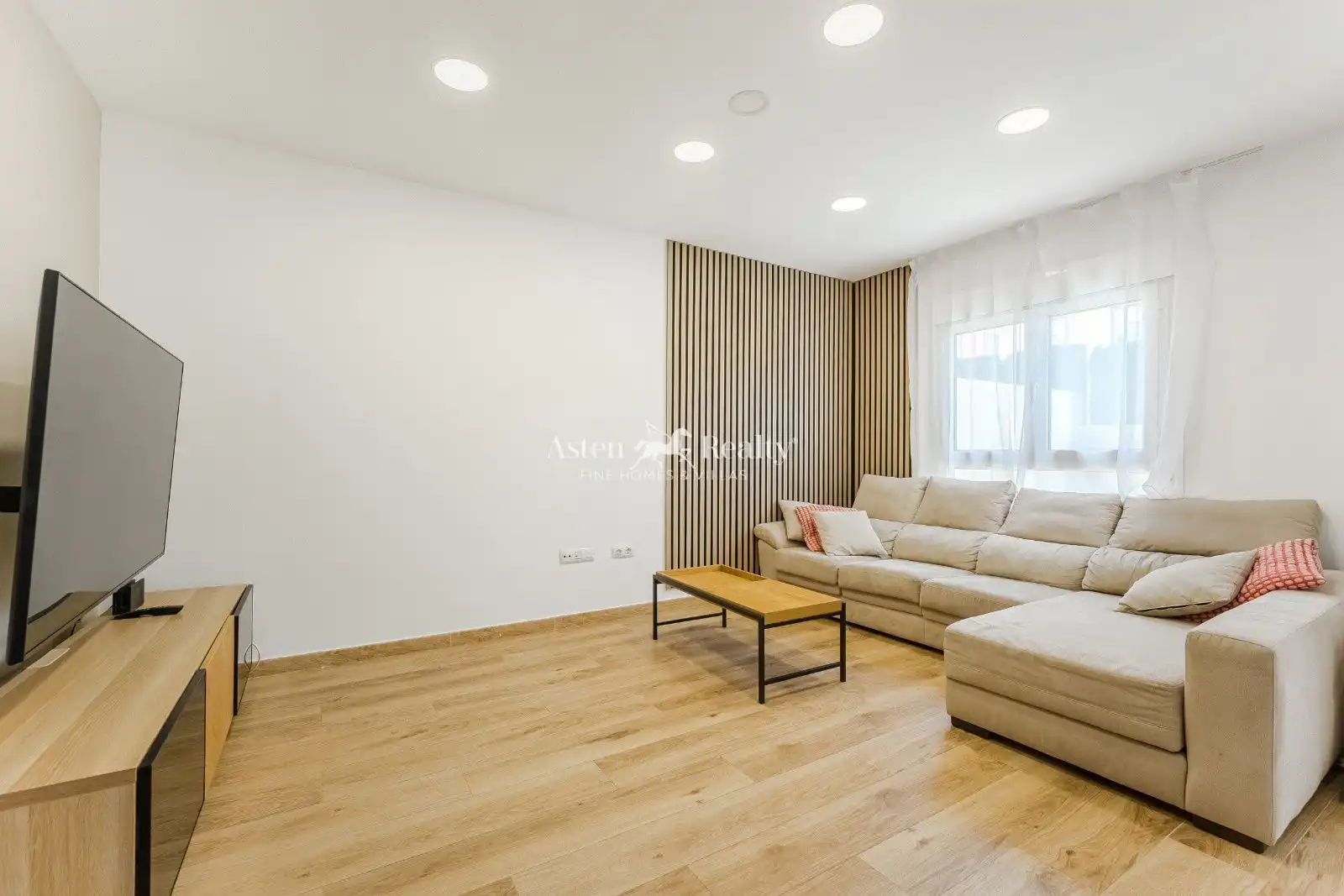 Sala de estar de Casa adosada en venta en Arona con Aire acondicionado, Jardín privado y Terraza