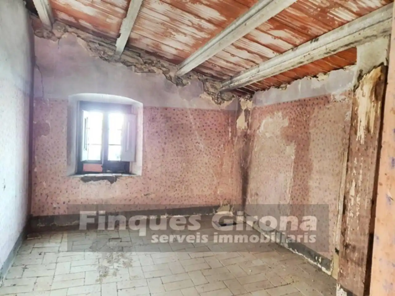 Houses for sale in Quart  with Private garden