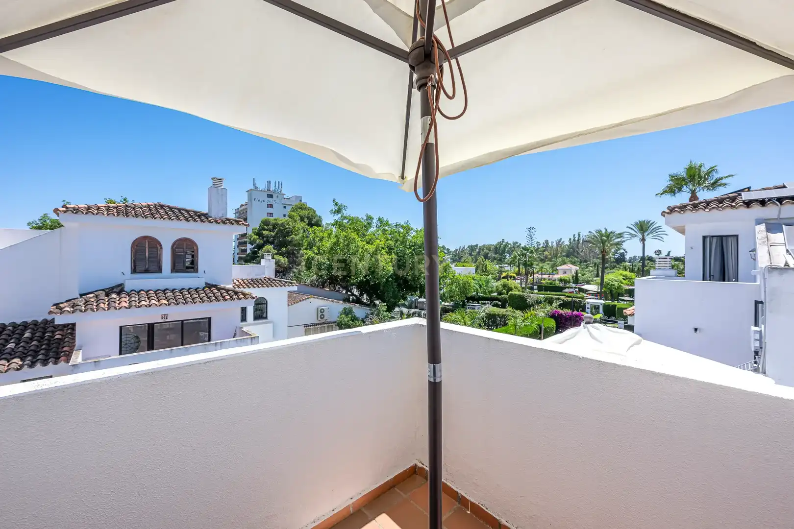 Jardí de Casa adosada en venda en Estepona amb Jardí privat, Forn i Rentadora