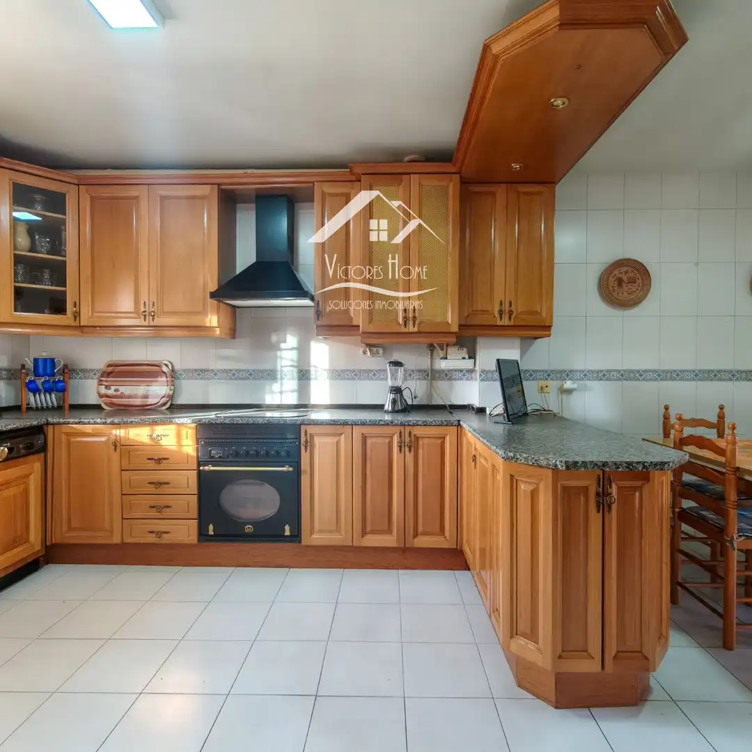 Küche von Einfamilien-Reihenhaus zum Verkauf in San Agustín del Guadalix mit Klimaanlage, Heizung und Parkett