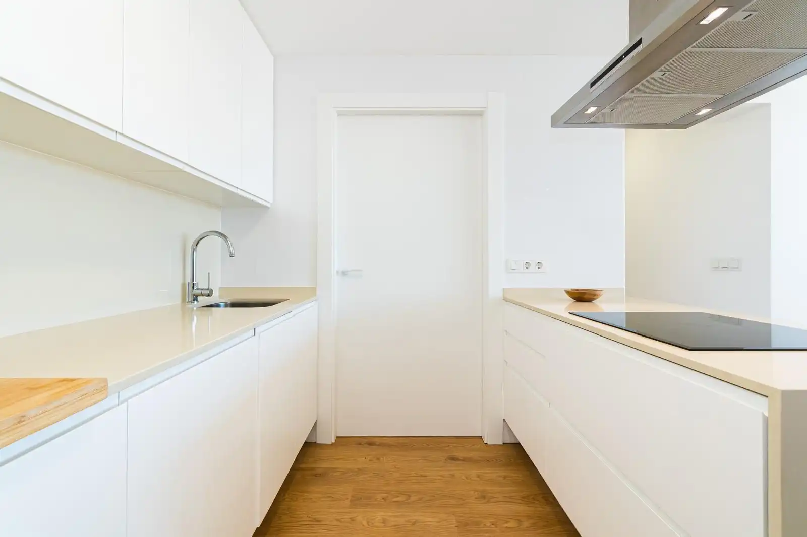 Cocina de Apartamento de alquiler en Torrevieja con Aire acondicionado, Calefacción y Terraza