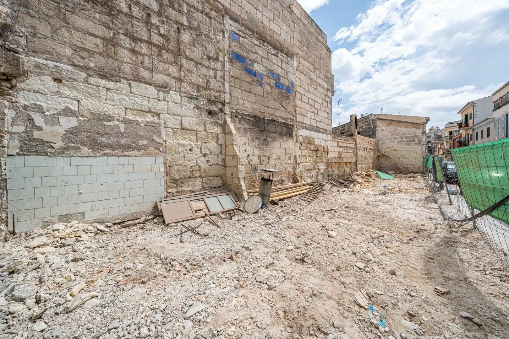 Wohnbaugrundstück zum Verkauf in Carrer de la Salut, imagen 9