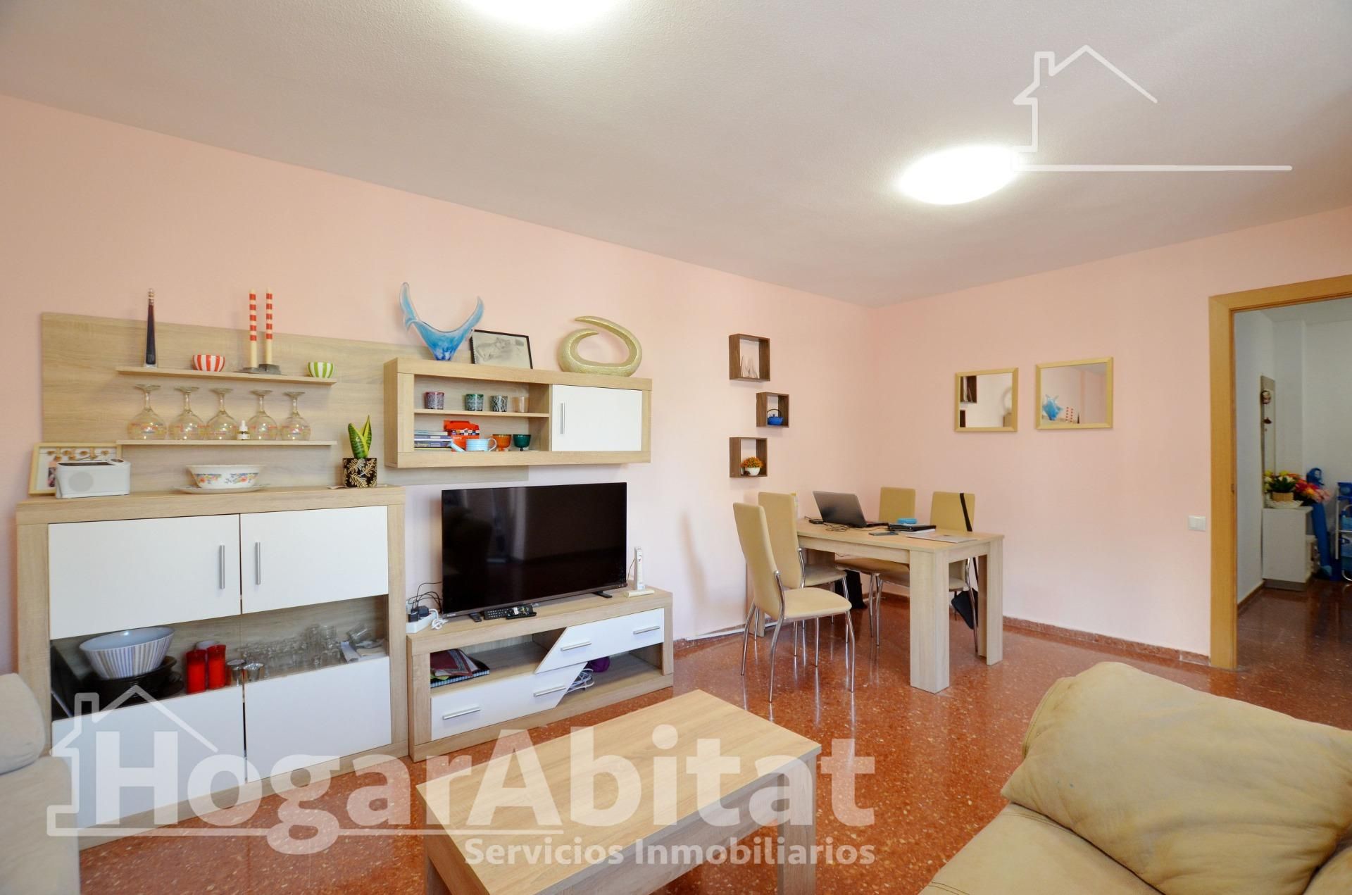 Living room of Flat for sale in Gandia  with Air Conditioner and Balcony