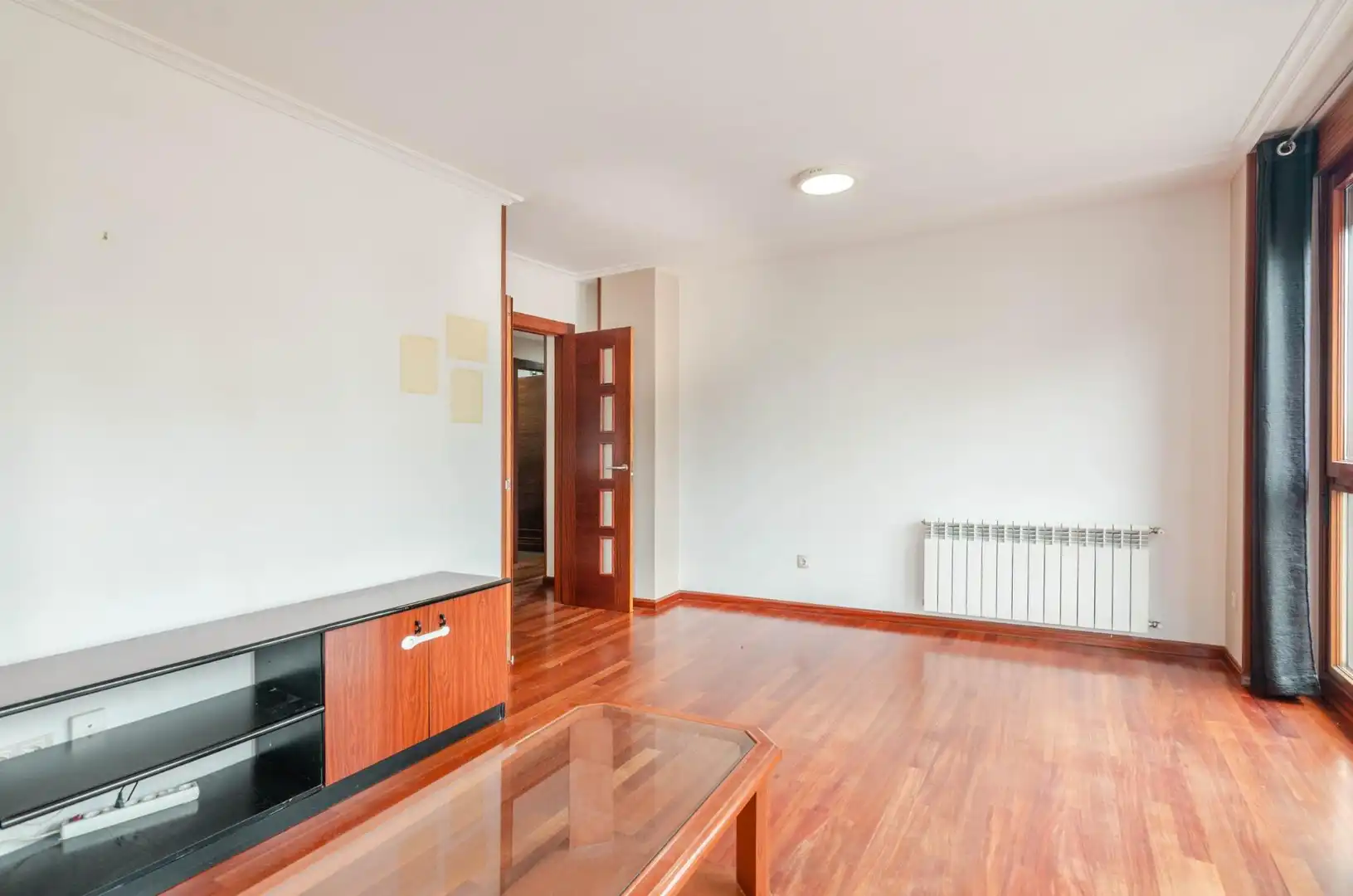 Flat with terrace for sale in Calle MANOLO QUIROS 2, imagen 6