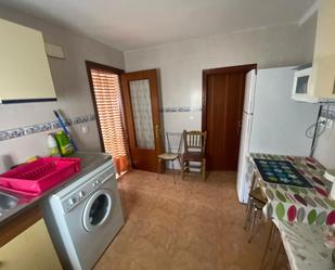 Cuina de Casa o xalet en venda en Saelices