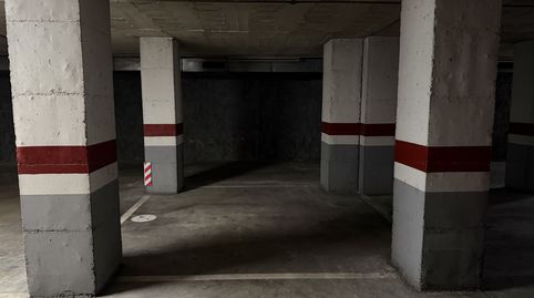 PLAZA DE APARCAMIENTO PARA COCHE PEQUEÑO, ENTRE LINEAS., imatge 4