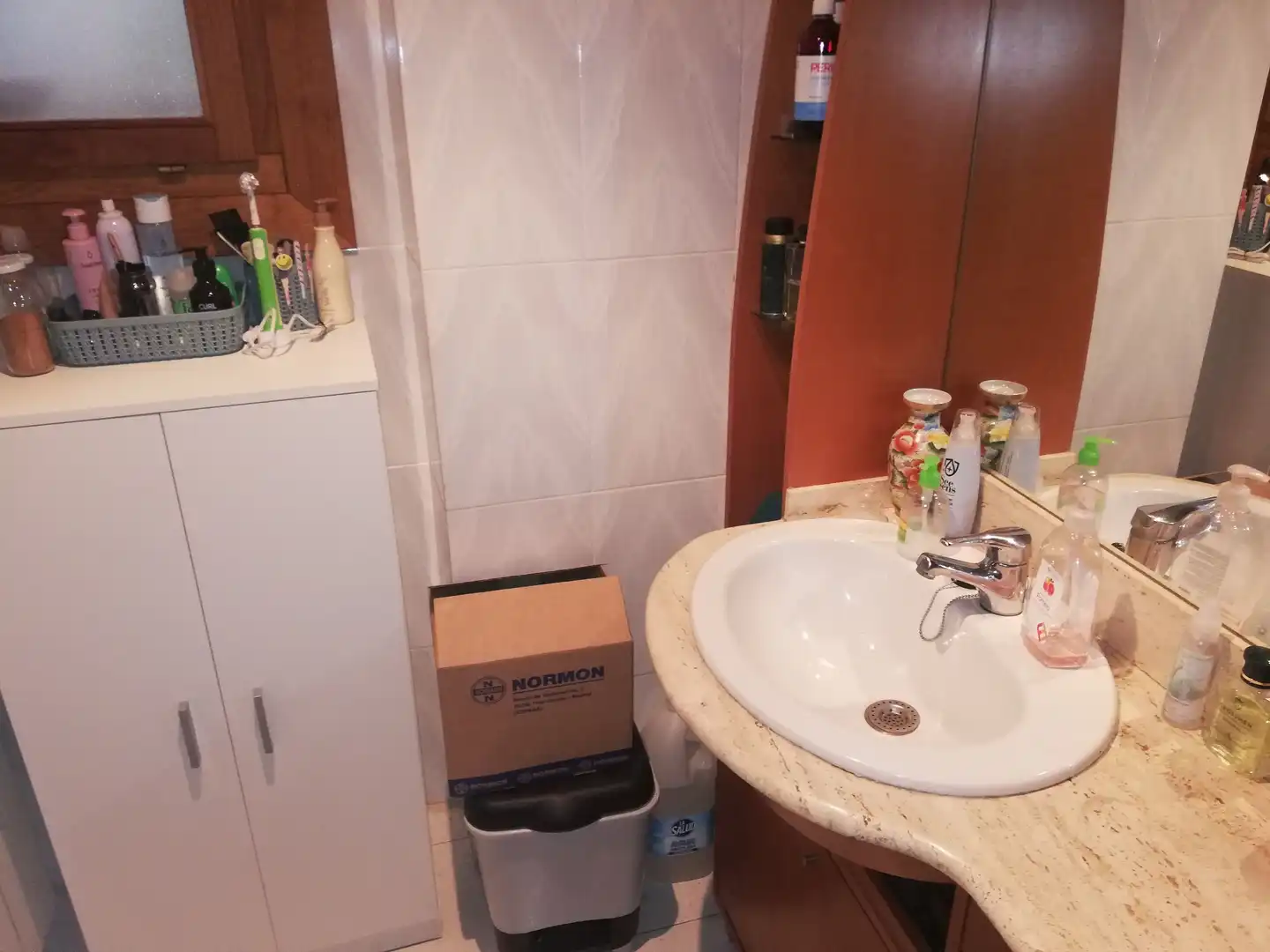 Baño de Planta baja en venta en Almansa con Calefacción y Trastero