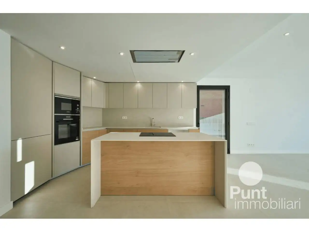 Kitchen of Houses for sale in Premià de Dalt  with Air Conditioner and Heating