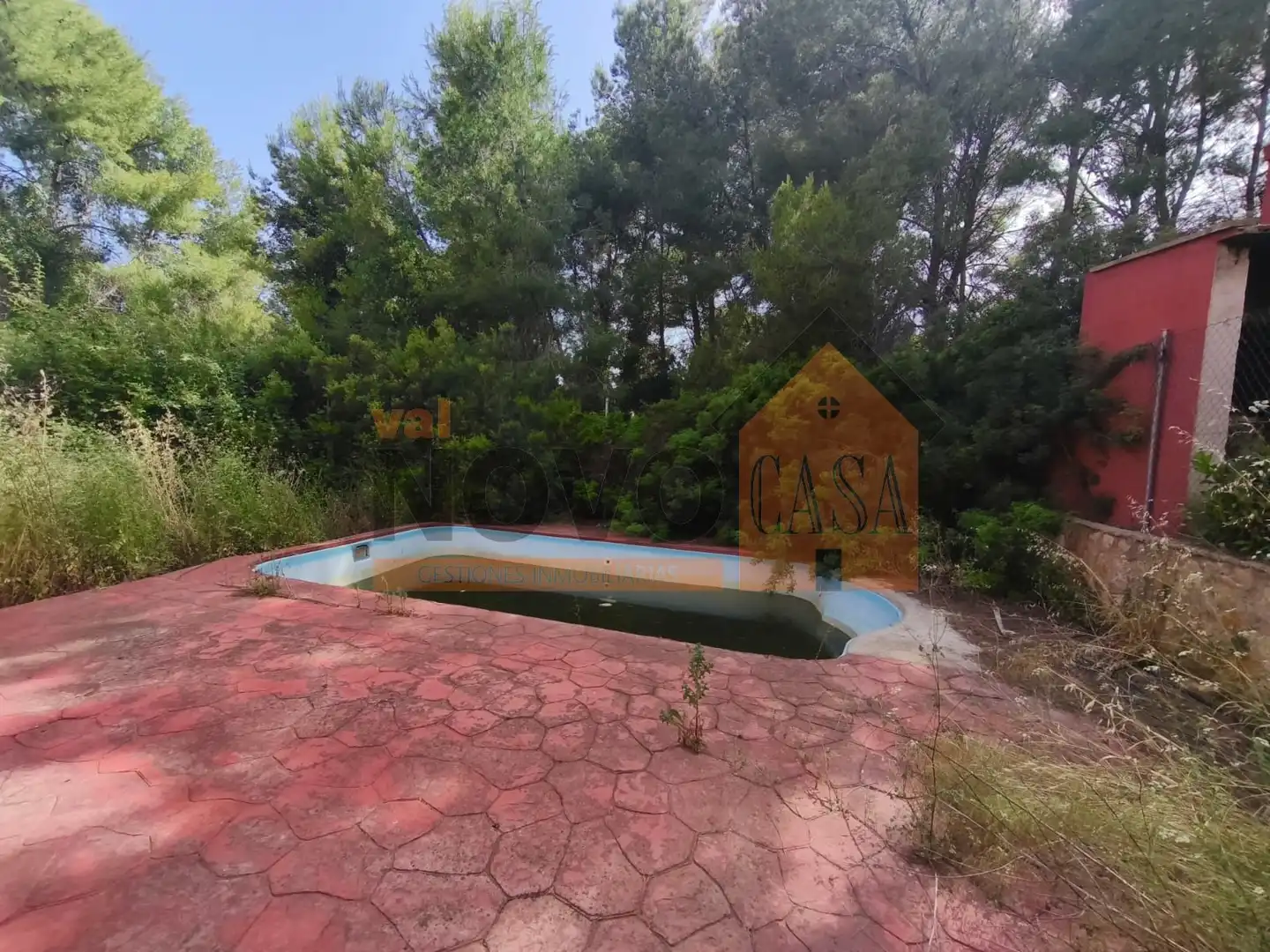 Swimming pool of Houses for sale in Chiva  with Storage room and Swimming Pool