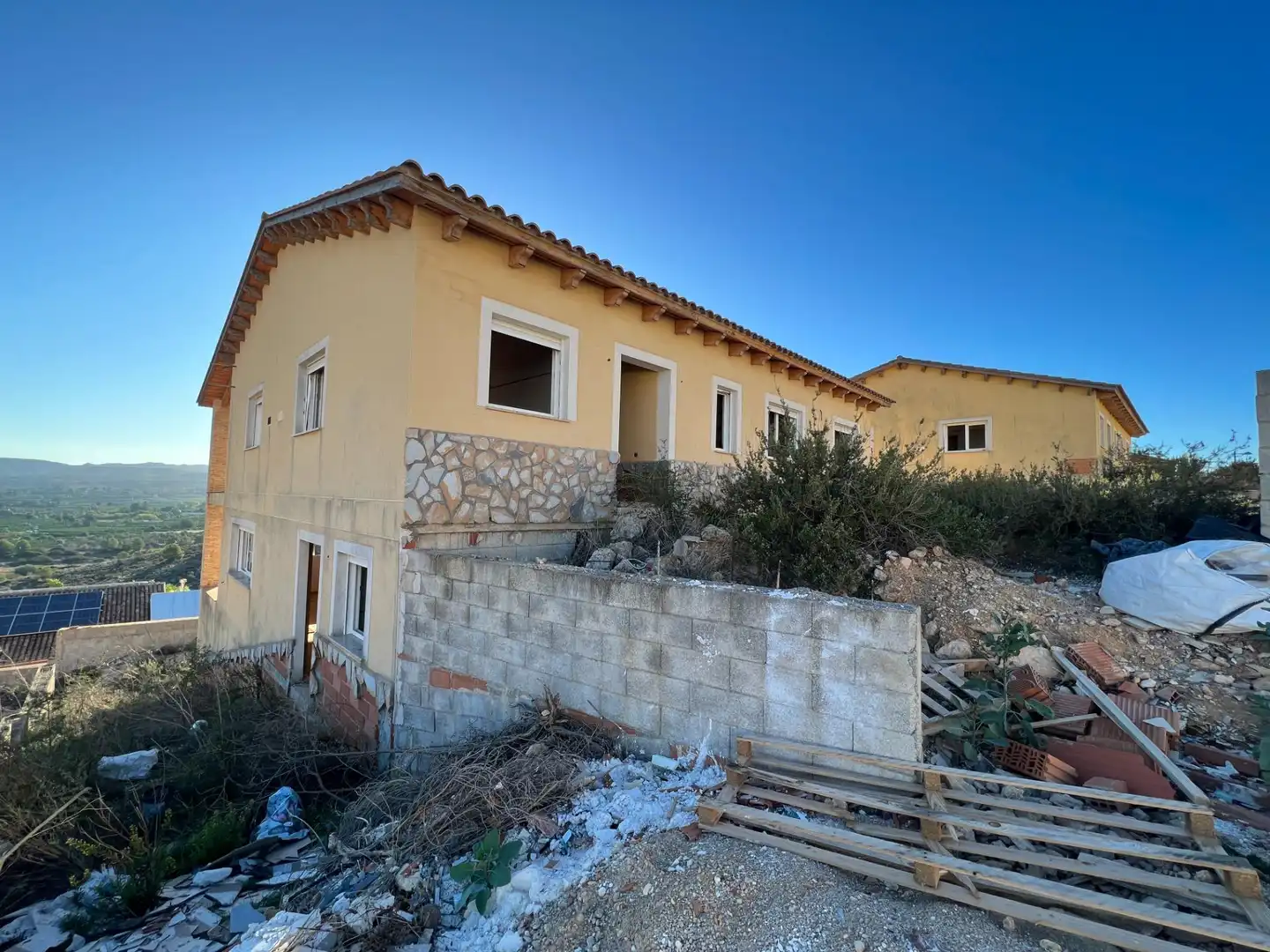 Vista exterior de Casa o chalet en venta en L'Énova con Jardín privado, Terraza y Trastero