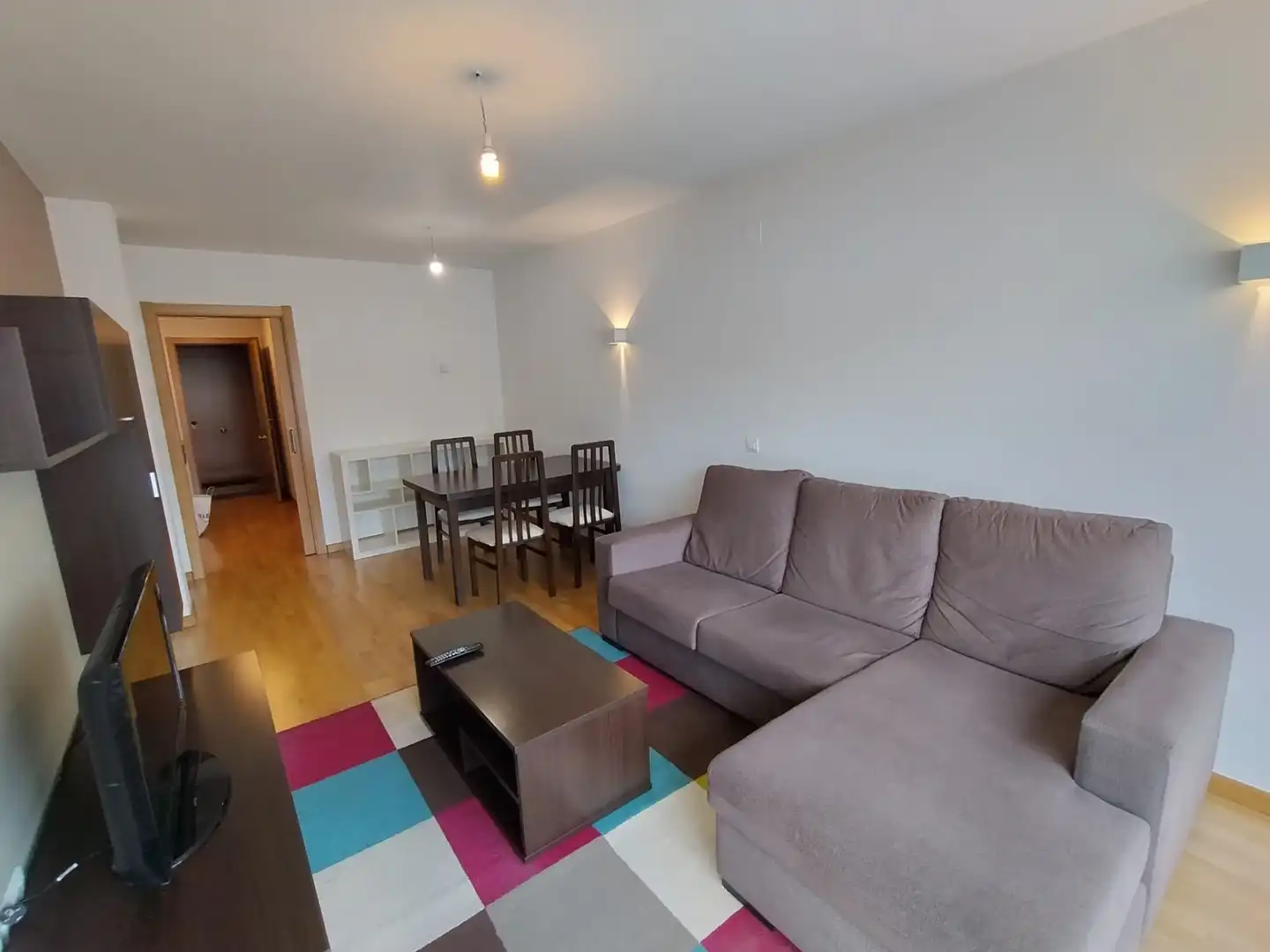 Sala de estar de Piso de alquiler en Santiago de Compostela  con Calefacción, Trastero y Amueblado