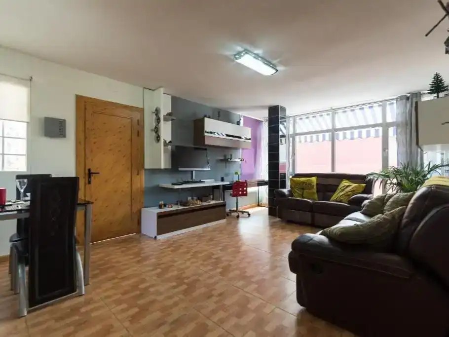 Sala de estar de Piso en venta en Agüimes con Aire acondicionado, Parquet y Trastero