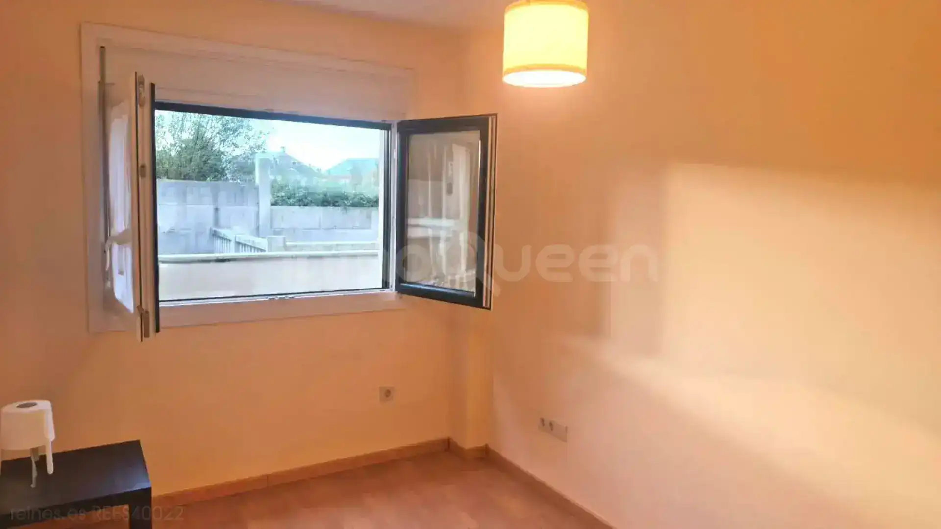 Schlafzimmer von Wohnung zum Verkauf in Barreiros mit Heizung, Terrasse und Möbliert