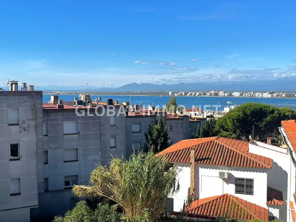 Apartments for sale in Carrer Llobregat, Almadrava - Canyelles - Puig-Rom