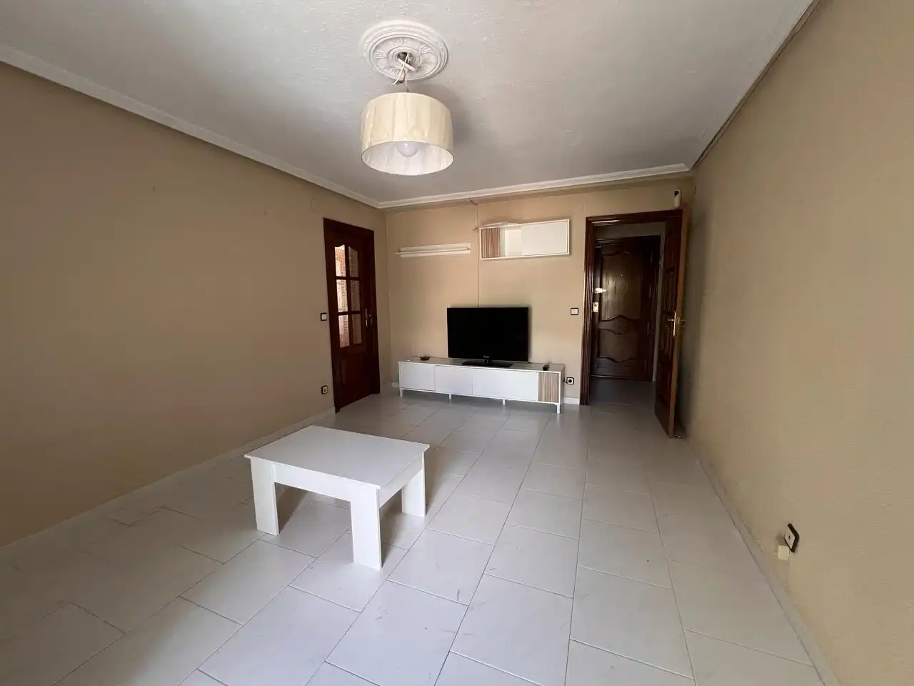 Wohnung zur Miete in Gonzalo De Berceo, Arrayanes