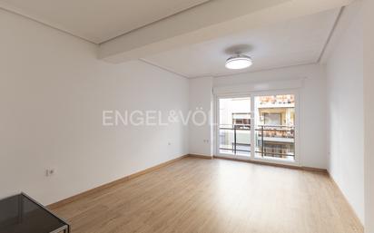 Sala d'estar de Apartament en venda en  Valencia Capital amb Parquet