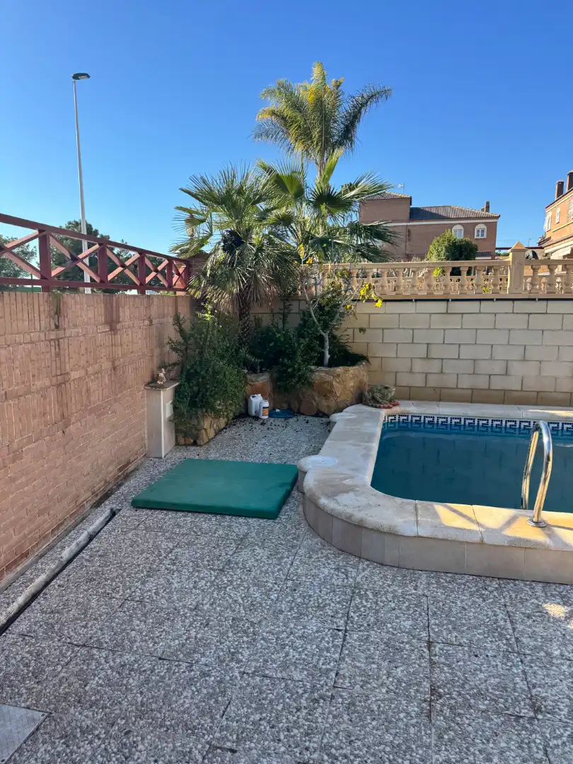 Jardí de Casa o xalet en venda en Elche / Elx amb Aire condicionat, Calefacció i Jardí privat