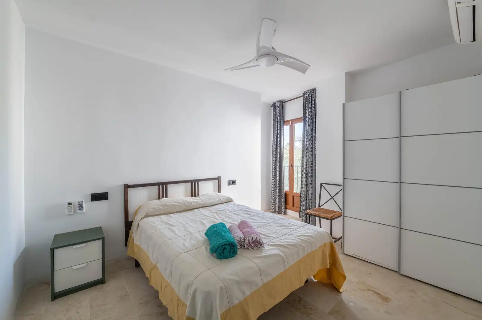 Schlafzimmer von Wohnungen zum Verkauf in Granada mit Klimaanlage, Heizung und Terrasse