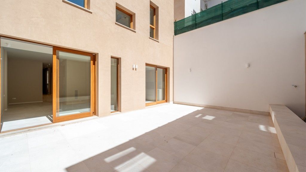 Exterior view of Planta baja for sale in  Palma de Mallorca  with Air Conditioner, Terrace and Community pool