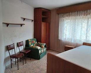 Dormitori de Pis en venda en Montehermoso amb Aire condicionat i Jardí privat
