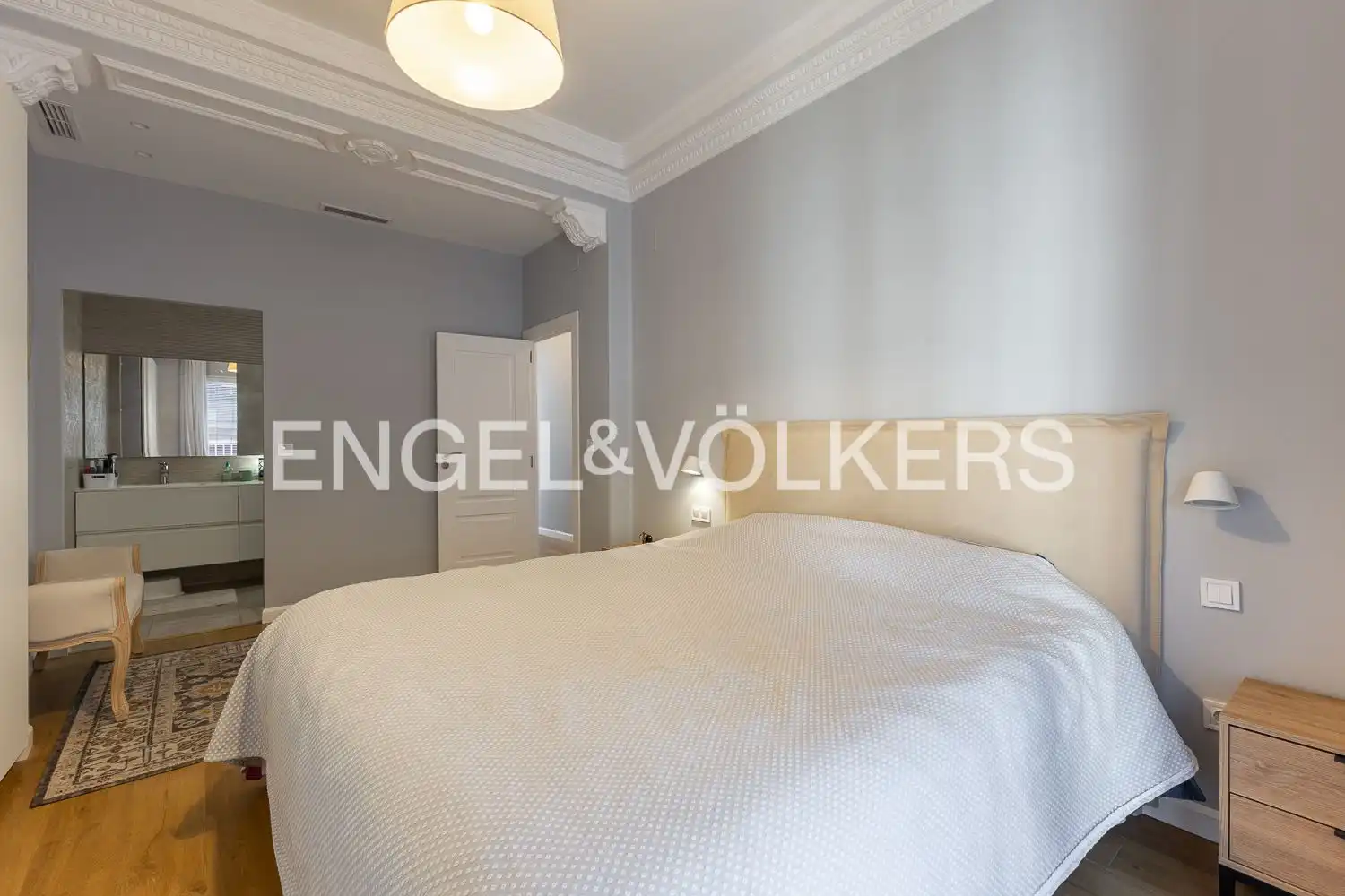 Habitación de Piso de alquiler en Valencia con Aire acondicionado, Calefacción y Parquet