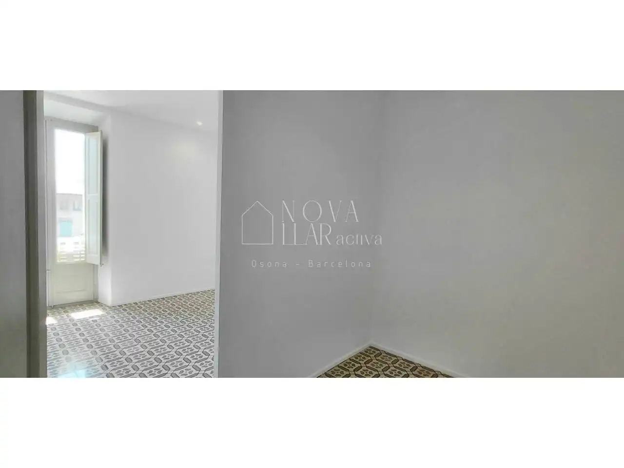 Flat with terrace for sale in Plaza Mayor, imagen 4