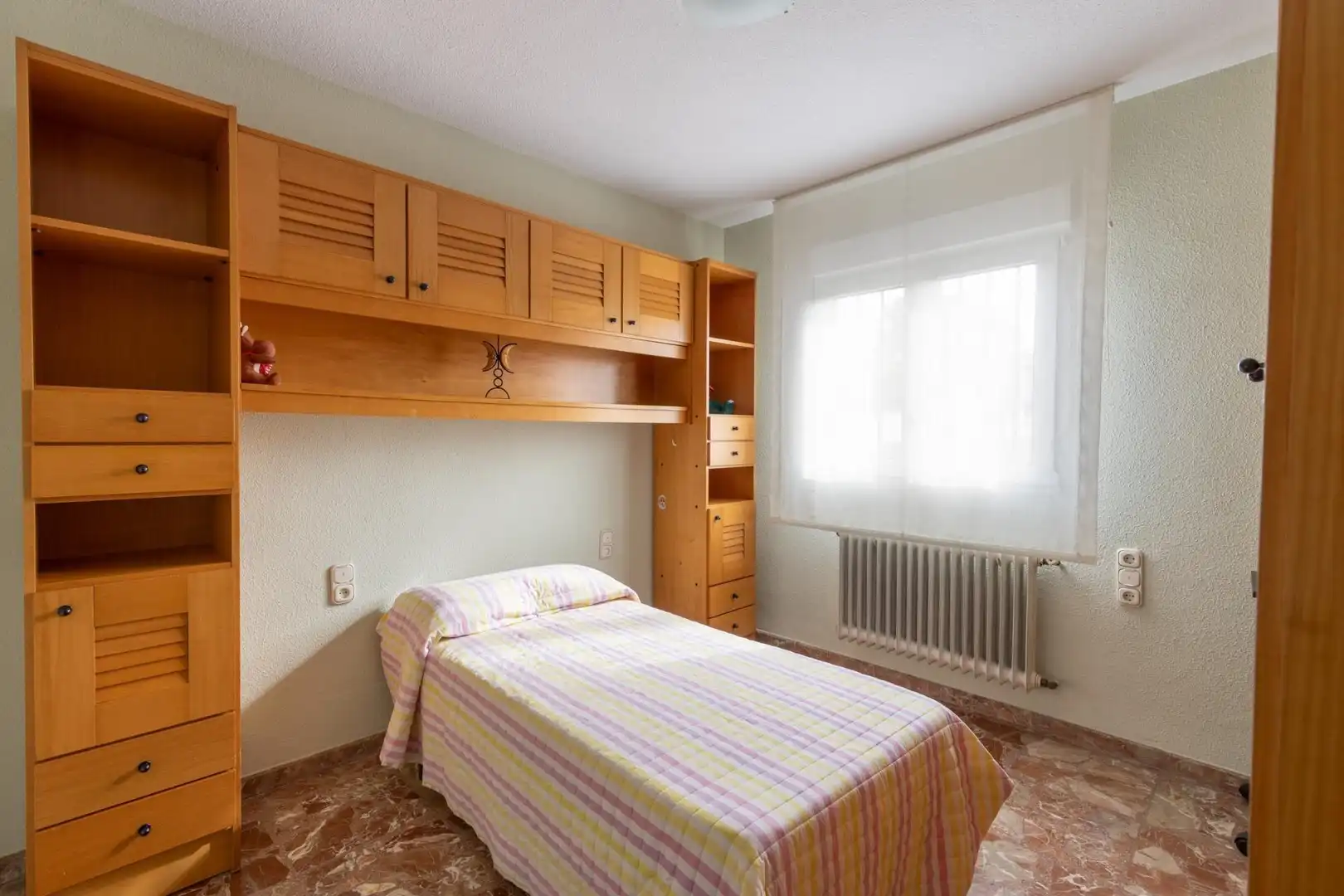 Casa o chalet en venta en Calle Calle Borgoña, Villa de Otura
