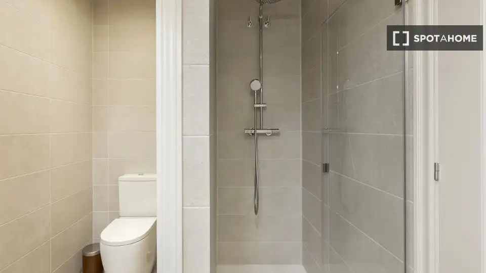 Flat with terrace to rent in Ciutat Vella, imagen 7