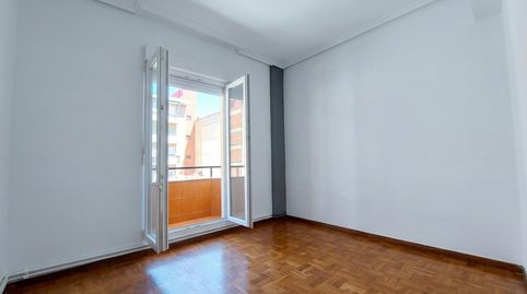 Foto 2 de Pis en venda a Logroño - Avda de la Paz, Residencia, Logroño