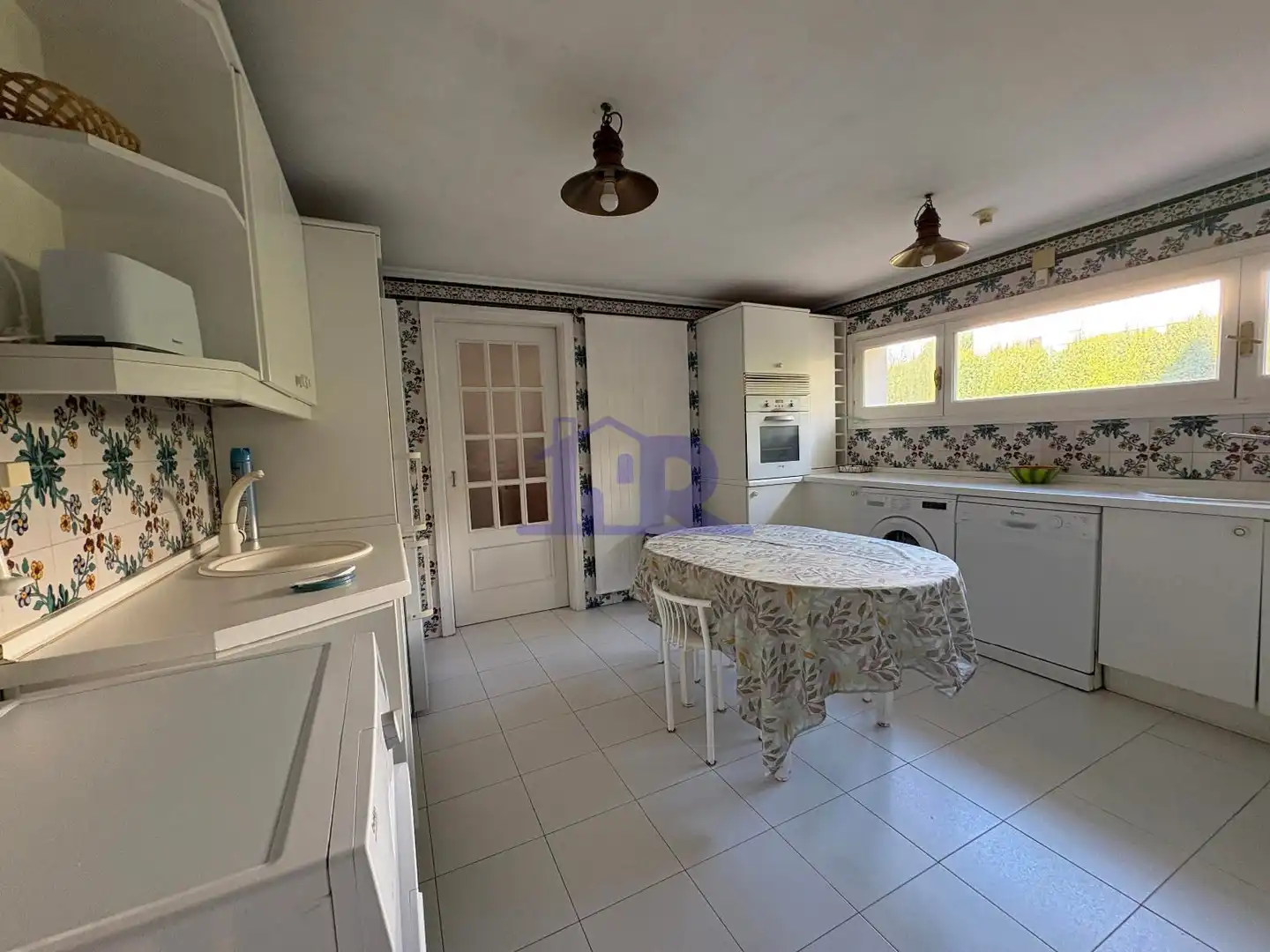 Kitchen of Houses for sale in Cuenca  with Heating, Terrace and Storage room