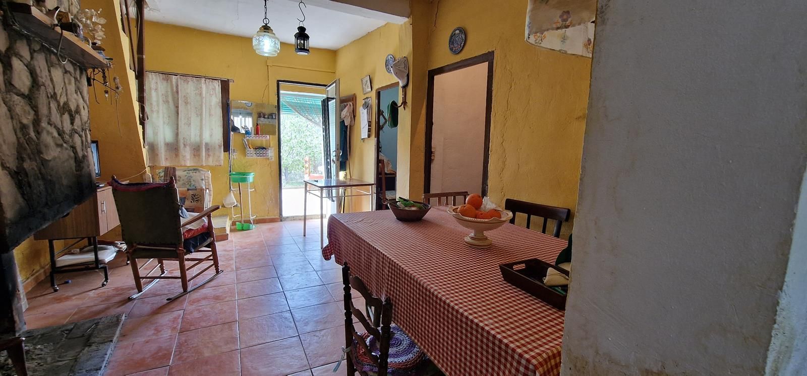 Cuina de Finca rústica en venda en Cortes de Pallás