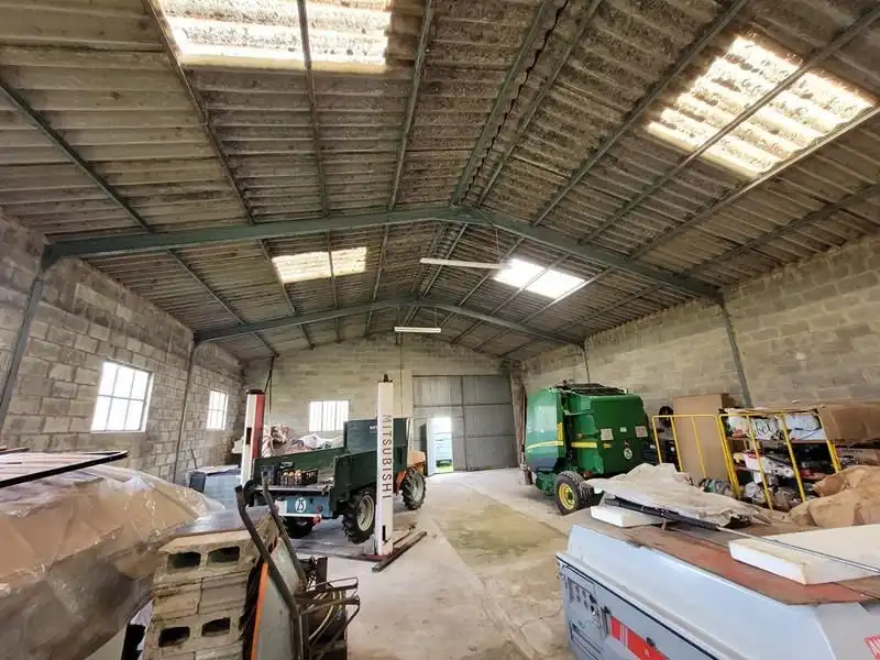 Nave industrial en venta en Onís, imagen 3