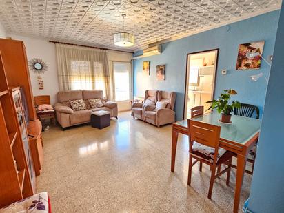 Living room of Flat for sale in Sabadell  with Air Conditioner, Heating and Oven