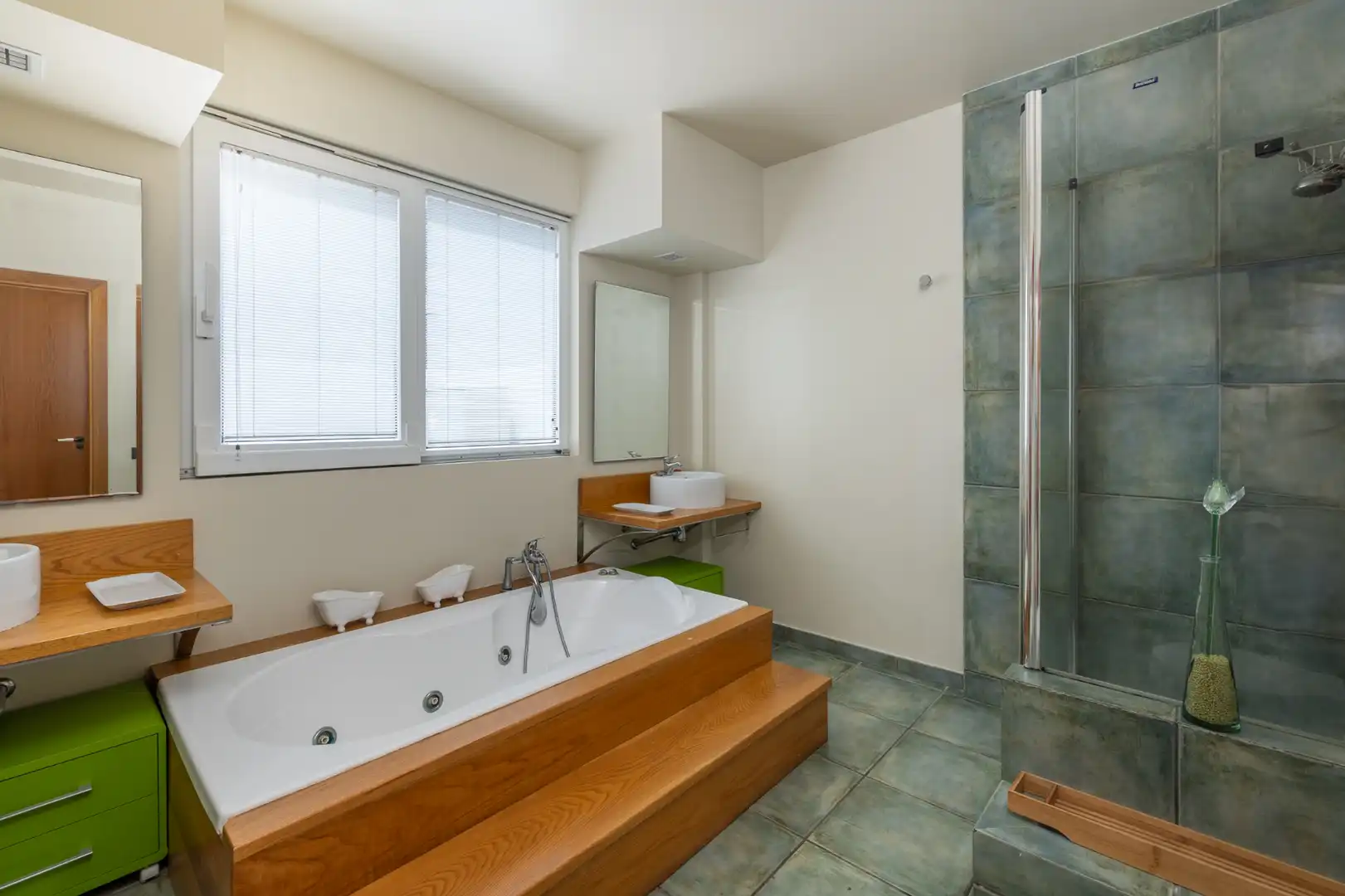 Bany de Casa o xalet en venda en Las Palmas de Gran Canaria amb Aire condicionat, Terrassa i Moblat