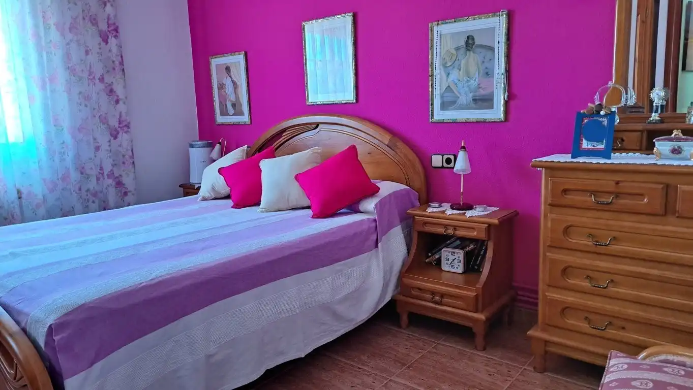 Habitación de Casa o chalet en venta en Castellet i la Gornal con Aire acondicionado, Calefacción y Jardín privado